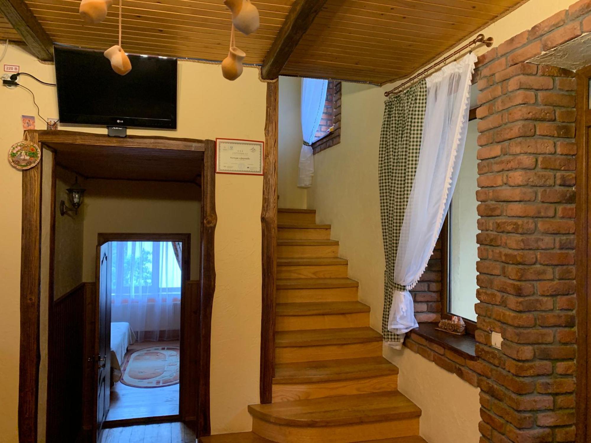Dereviy Vila Yaremche Exterior foto
